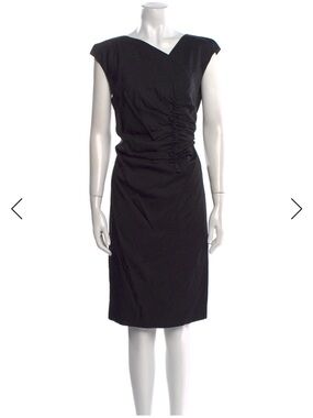 Scanlan Theodore Black V-Neck Ruched Midi Dress